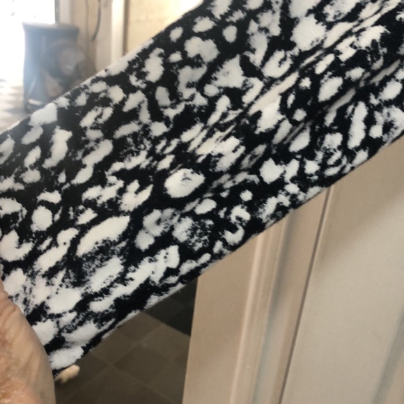 LADIES TOP NEW DIRECTIONS SZ XL - Picture 2 of 8